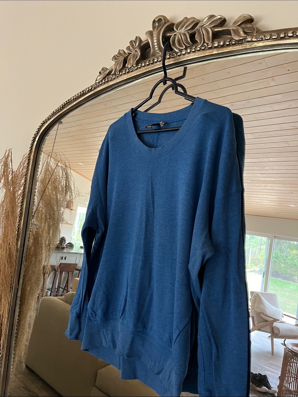 Zella Blue Crewneck shirt/ light sweatshirts.